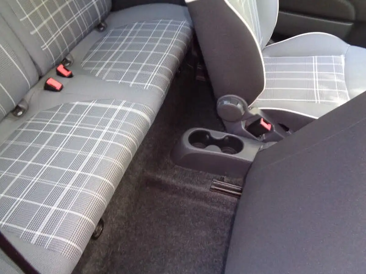 2017-fiat-500-12-lounge-big-23