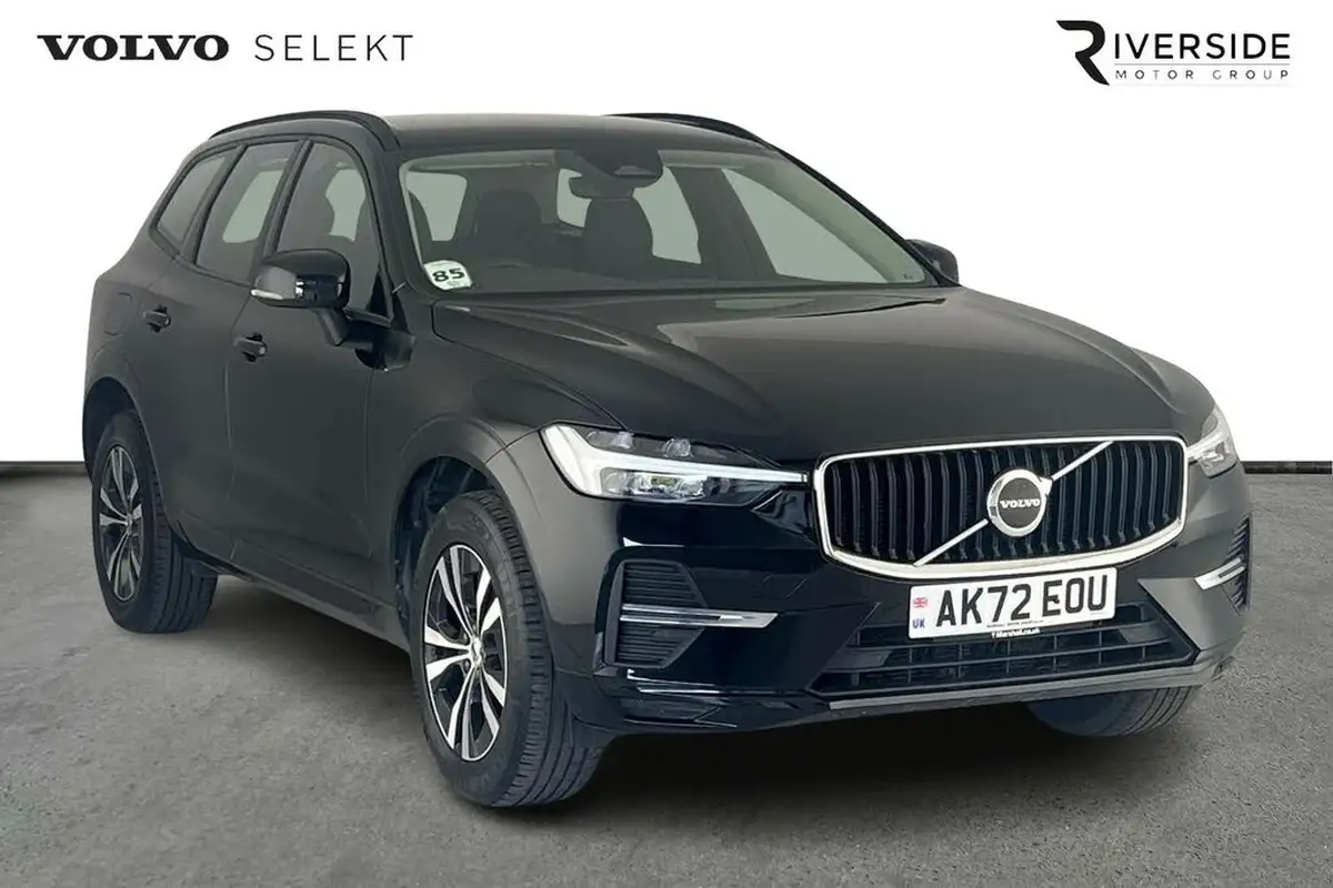 2022-volvo-xc60-20-b5-core-big-0