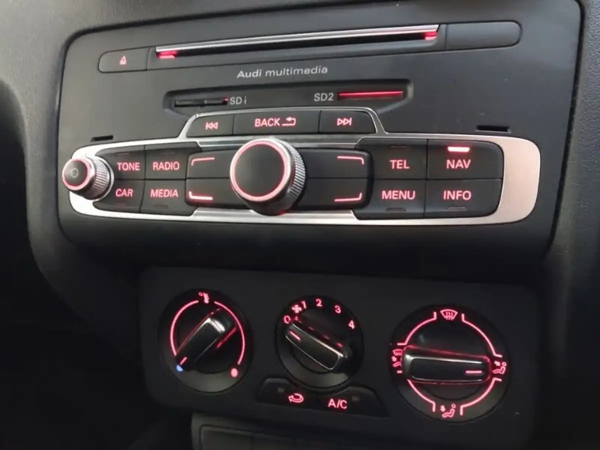 2017-audi-a1-14-tfsi-s-line-125ps-sportback-5d-big-13