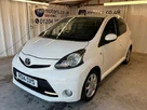 2014-toyota-aygo-10-mode-ac-5d-small-4
