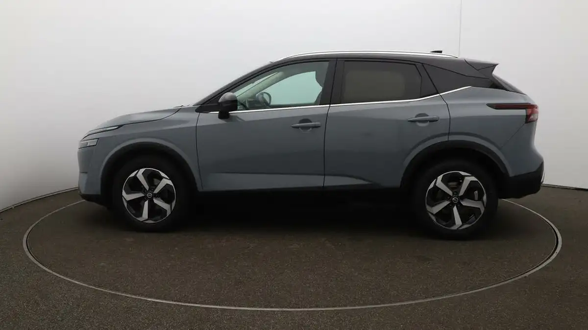 2021-nissan-qashqai-13-dig-t-premiere-edition-140ps-big-55