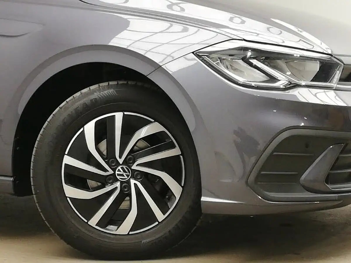 2022-volkswagen-polo-10-tsi-life-dsg-big-8