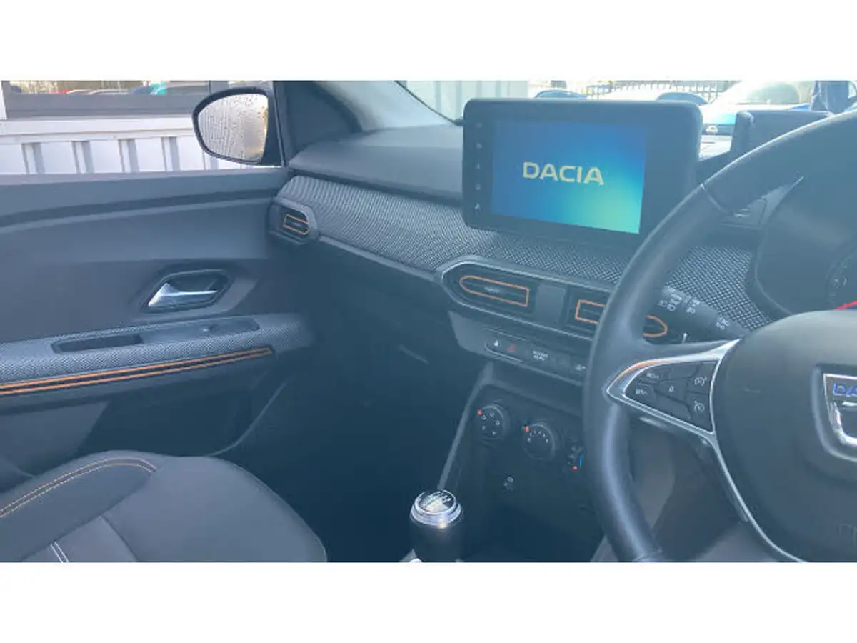 2021-dacia-sandero-stepway-10-tce-comfort-90bhp-big-13