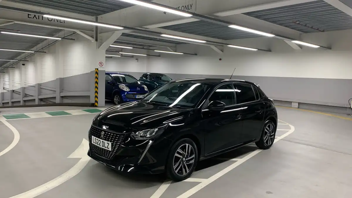 2022-peugeot-208-12-puretech-allure-100bhp-big-6