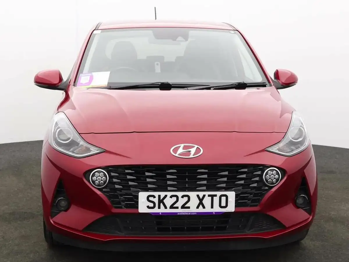 2022-hyundai-i10-12-premium-big-1