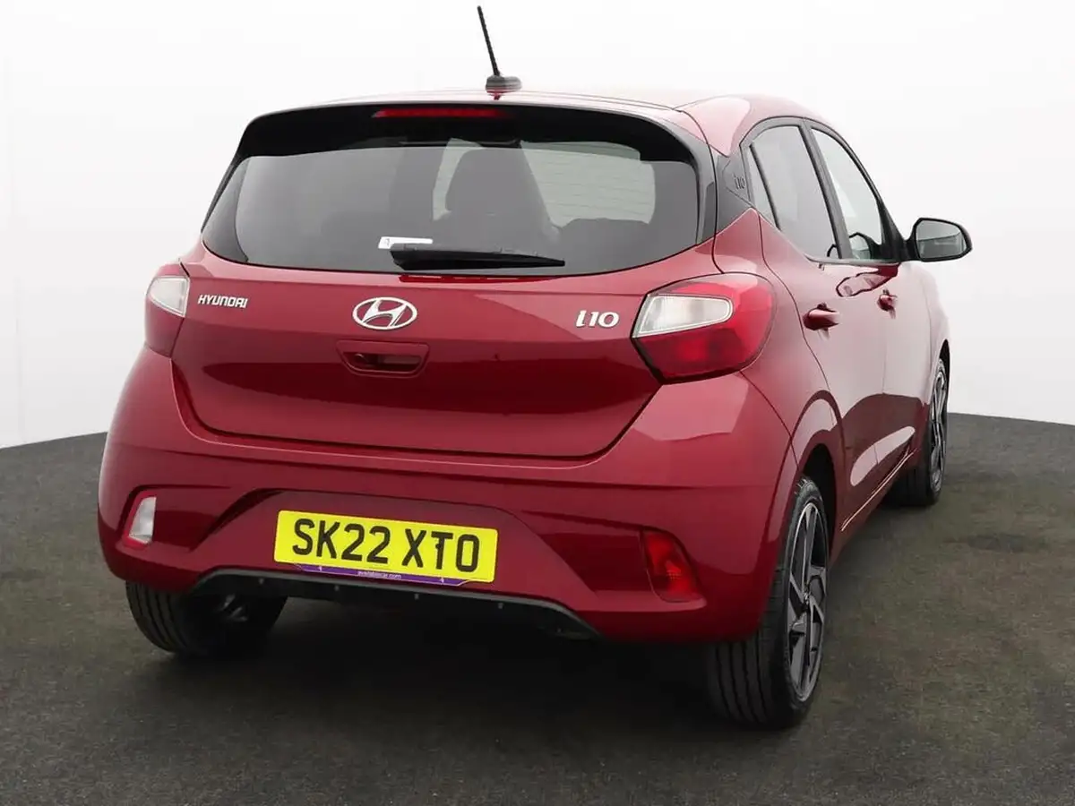 2022-hyundai-i10-12-premium-big-4