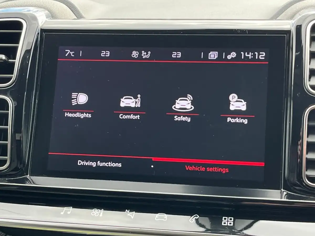 2022-citroen-c5-aircross-12-puretech-shine-ss-big-19