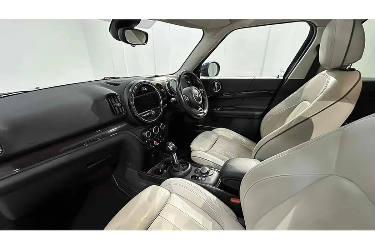 2018-mini-countryman-20-cooper-s-ss-auto-big-16