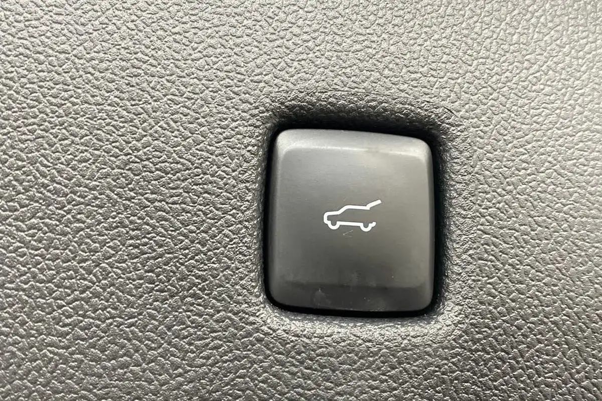 2022-ford-kuga-15-titanium-edition-auto-big-14
