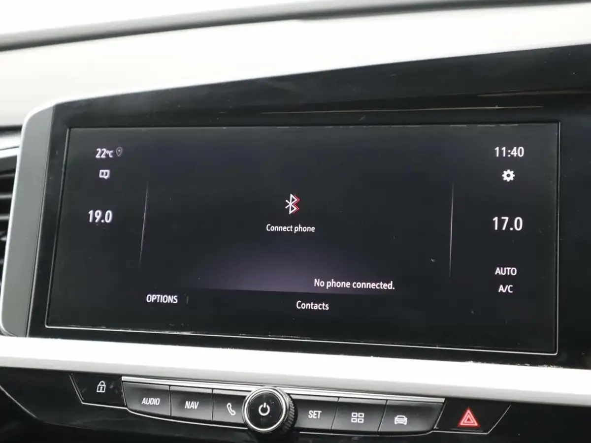 2022-vauxhall-grandland-12-sri-big-13