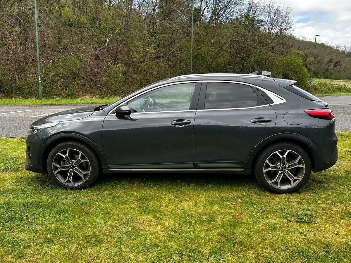 2022-kia-xceed-15-t-gdi-3-big-5