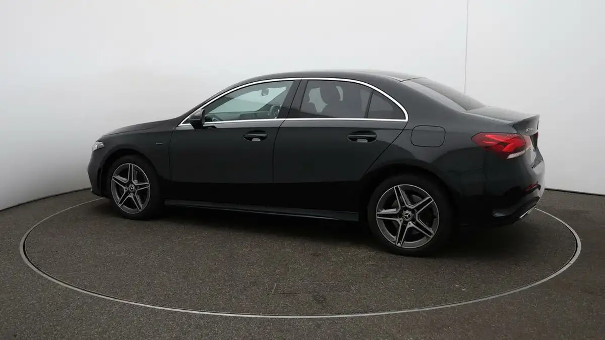2021-mercedes-benz-a-class-13-a250e-amg-line-saloon-4d-big-38
