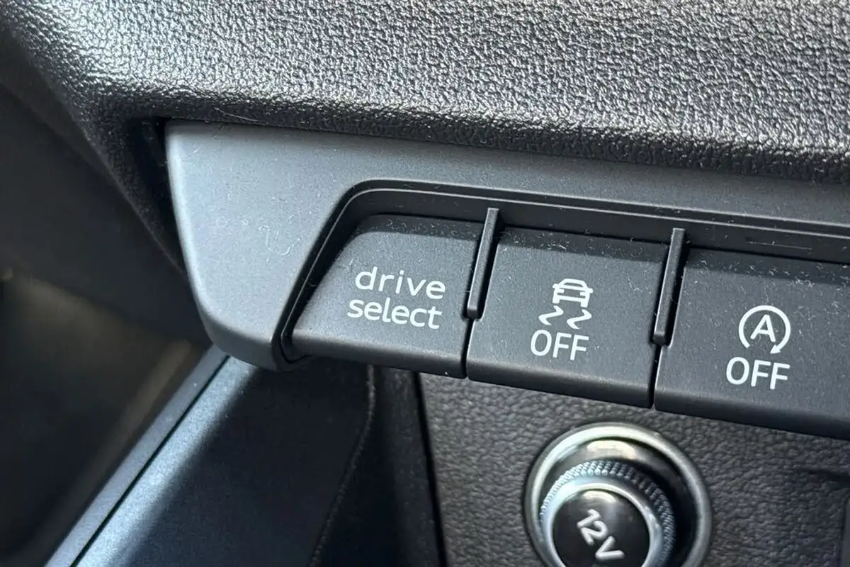 2019-audi-a1-10-30-tfsi-s-line-big-39