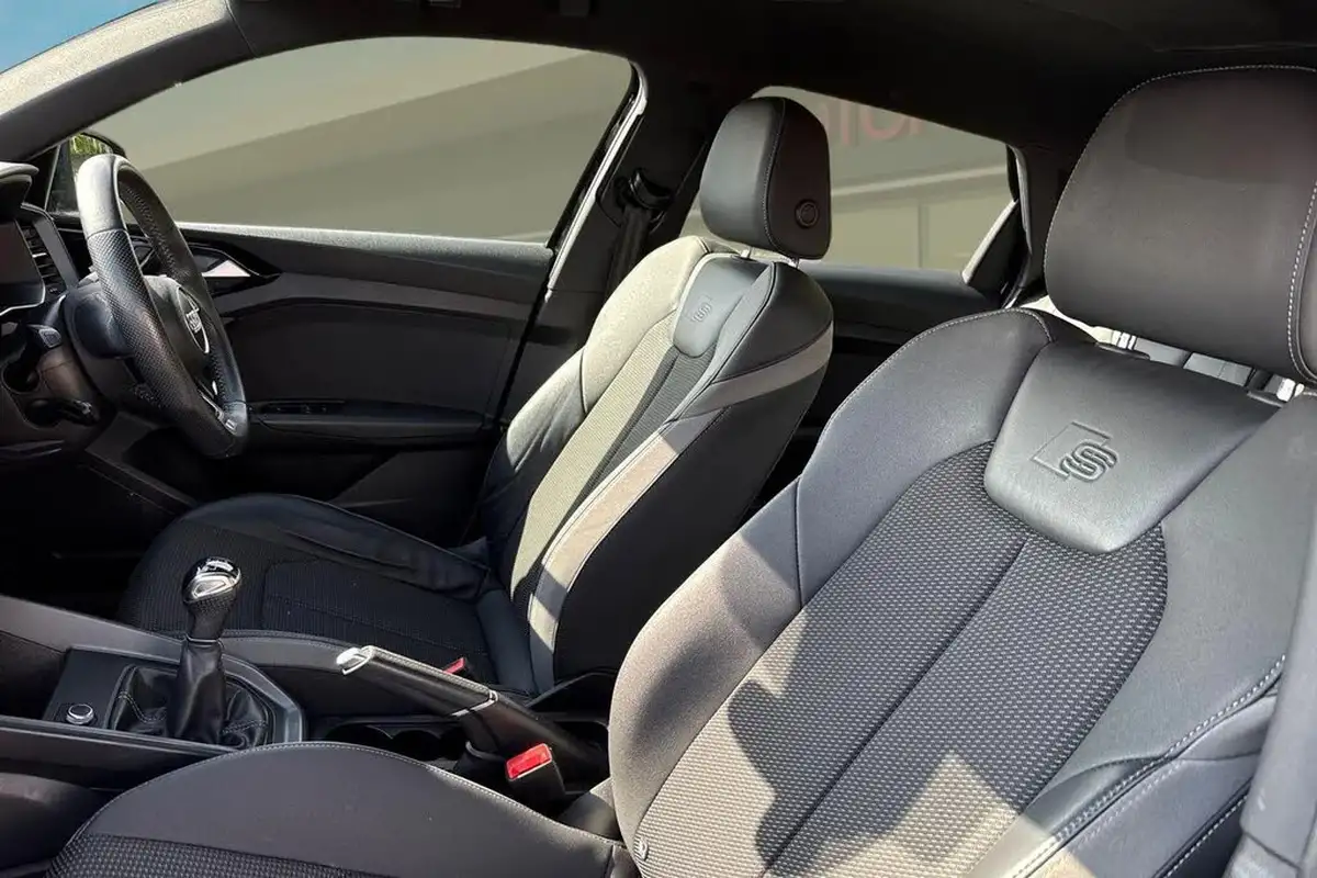 2019-audi-a1-10-30-tfsi-s-line-big-15