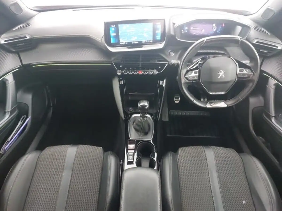 2022-peugeot-2008-suv-12-puretech-gt-big-2