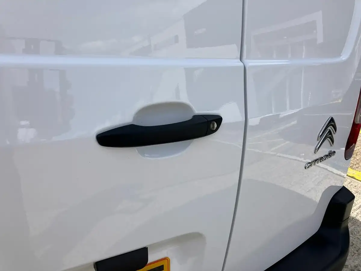 2022-citroen-berlingo-15bluehdi-1000-enterprise-pro-100pseu6d-big-32