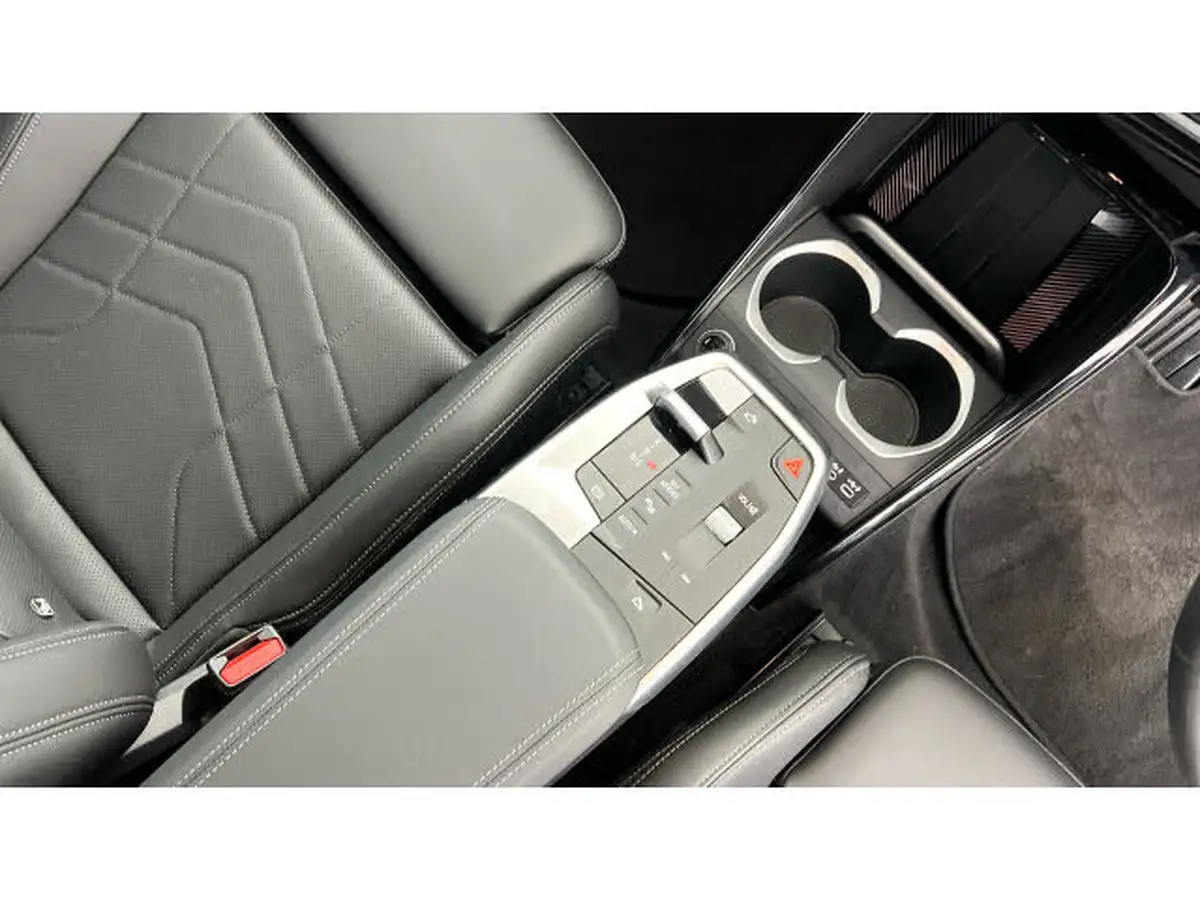 2024-bmw-x1-15-xdrive30e-m-sport-big-9