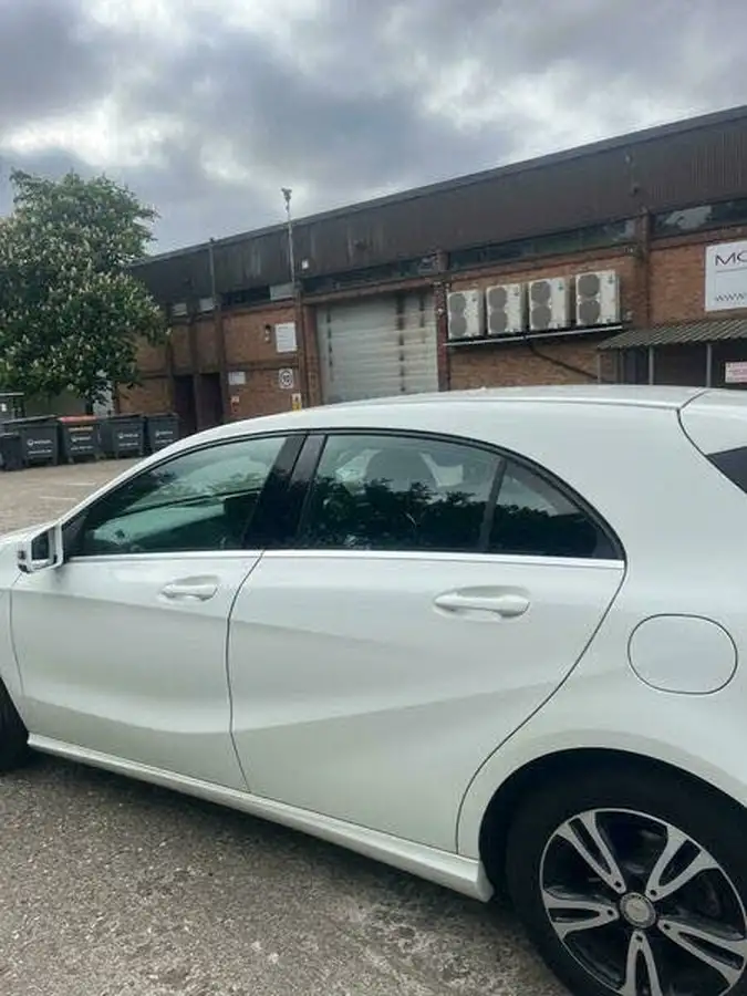 2016-mercedes-benz-a-class-21d-a200d-se-executivess-big-20
