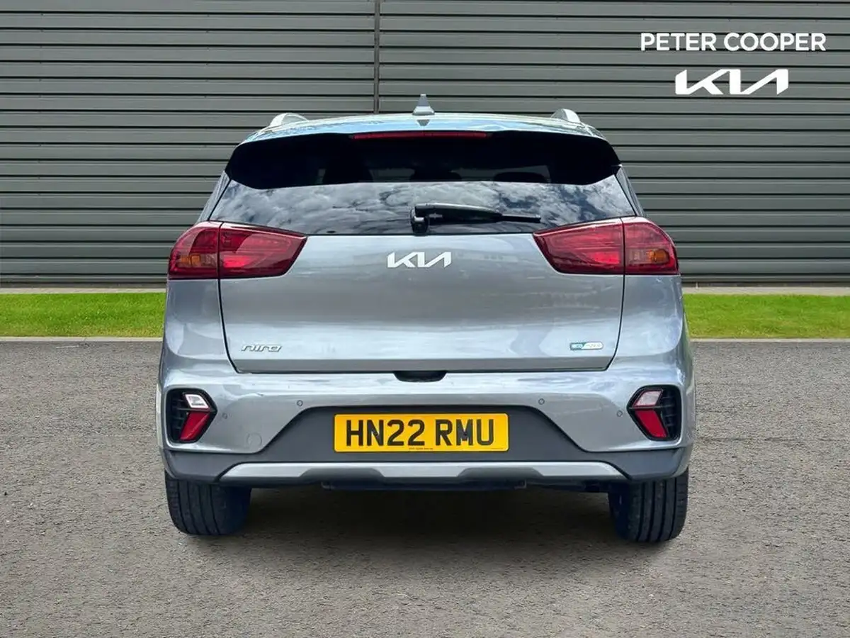 2022-kia-niro-16-gdi-3-156kwh-big-8