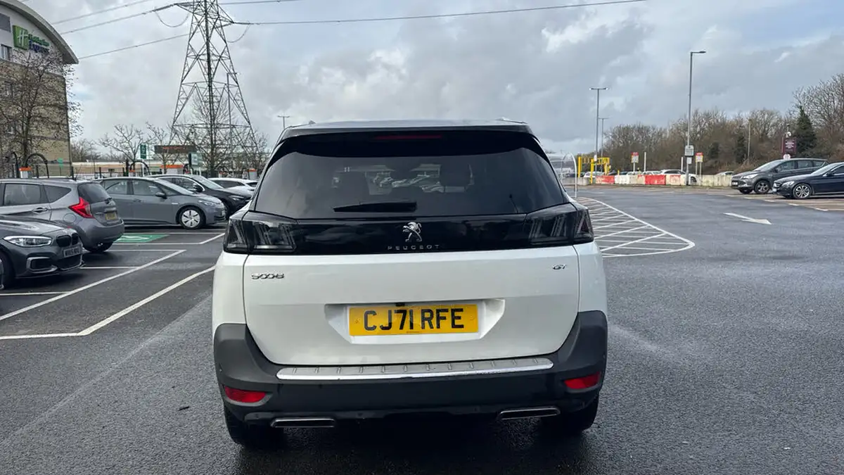 2021-peugeot-5008-suv-12-puretech-gt-premium-big-8