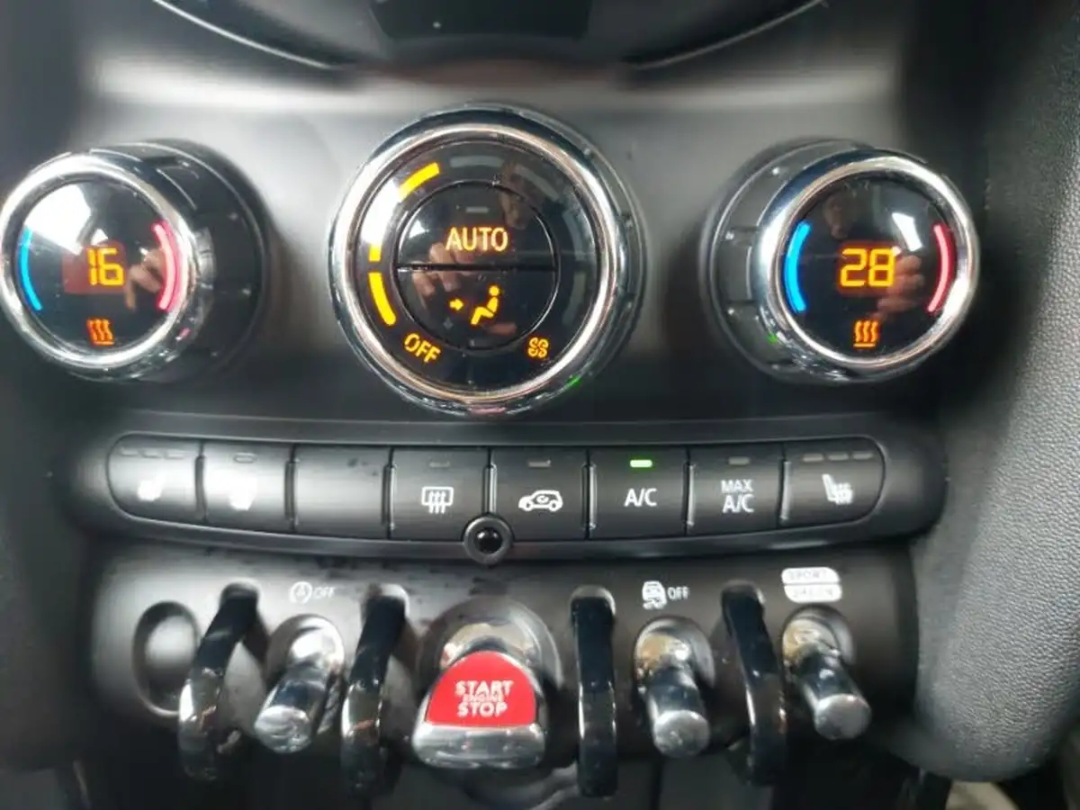 2023-mini-cooper-15-cooper-classic-premium-auto-hatchback-3d-auto-big-17