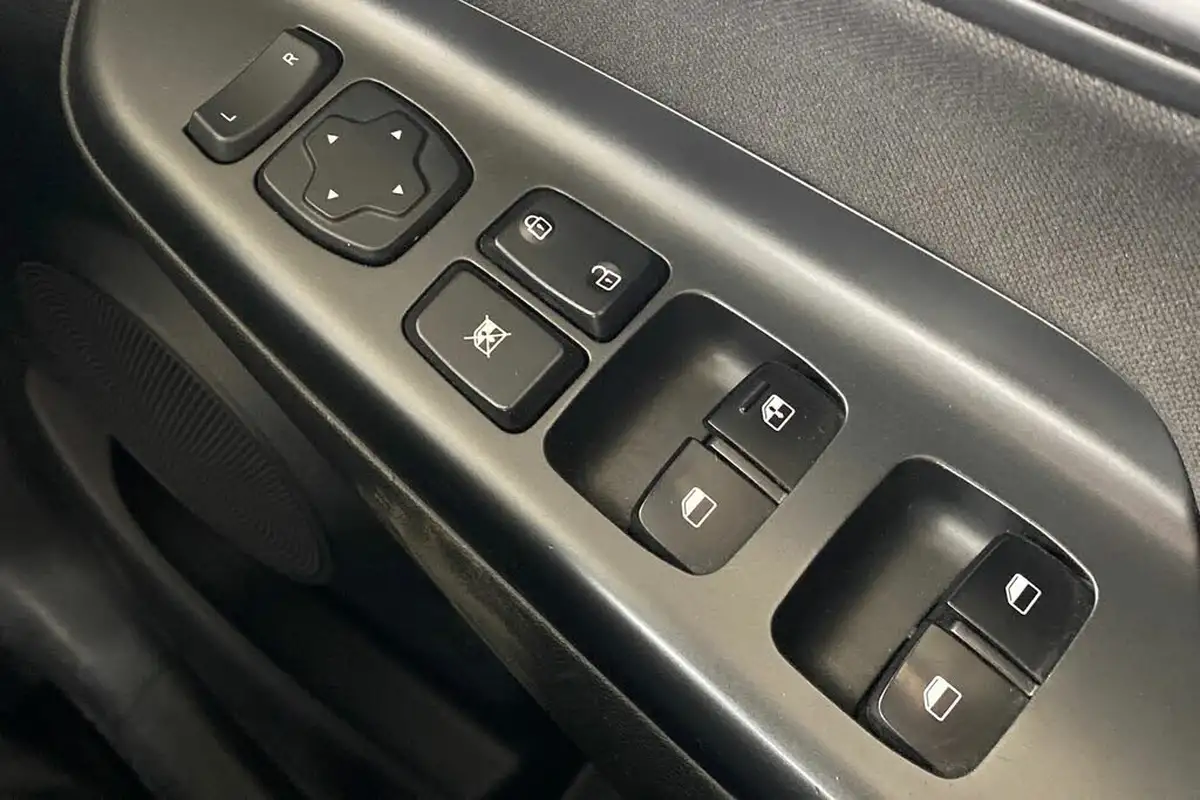 2022-hyundai-kona-16-gdi-se-connect-big-35