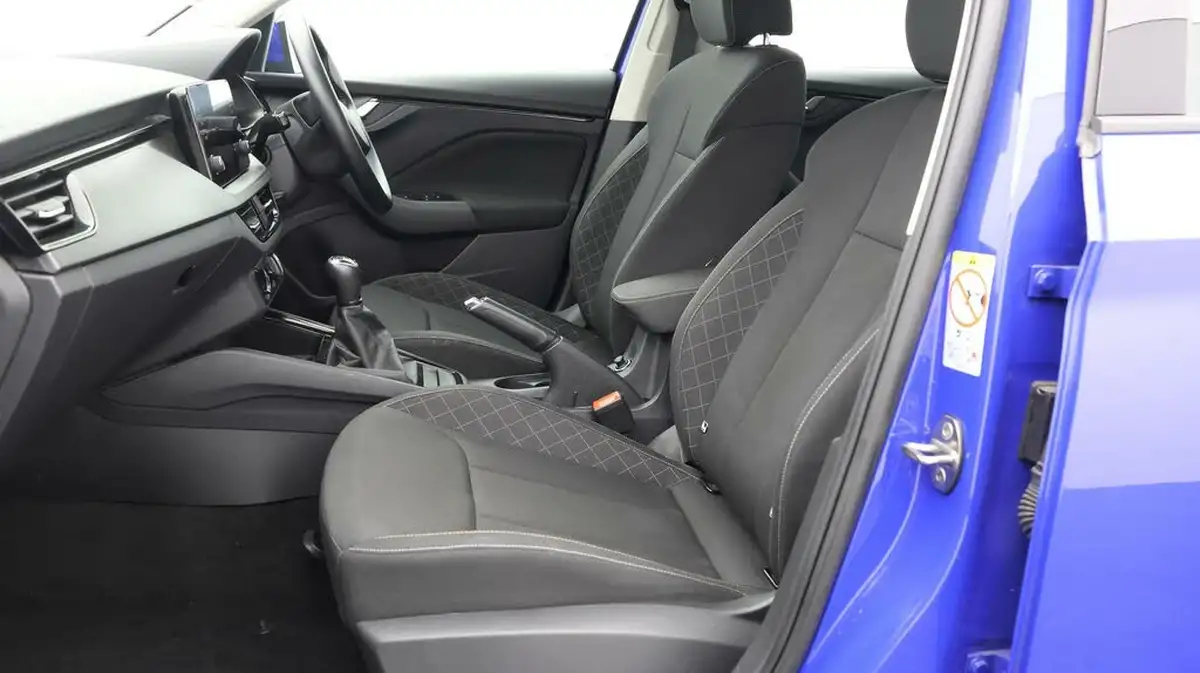 2022-skoda-kamiq-10-tsi-se-95ps-big-13