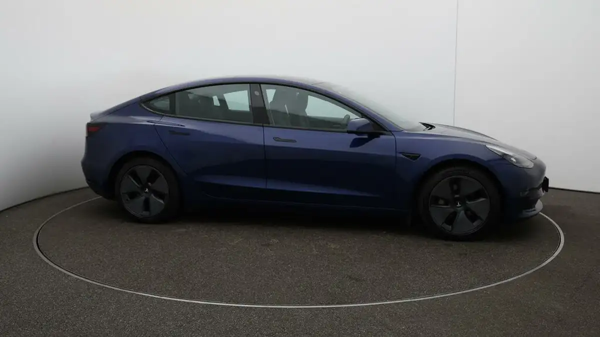2021-tesla-model-3-e-long-range-4x4-big-38