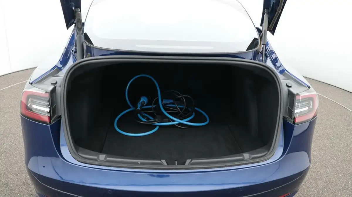 2021-tesla-model-3-e-long-range-4x4-big-17