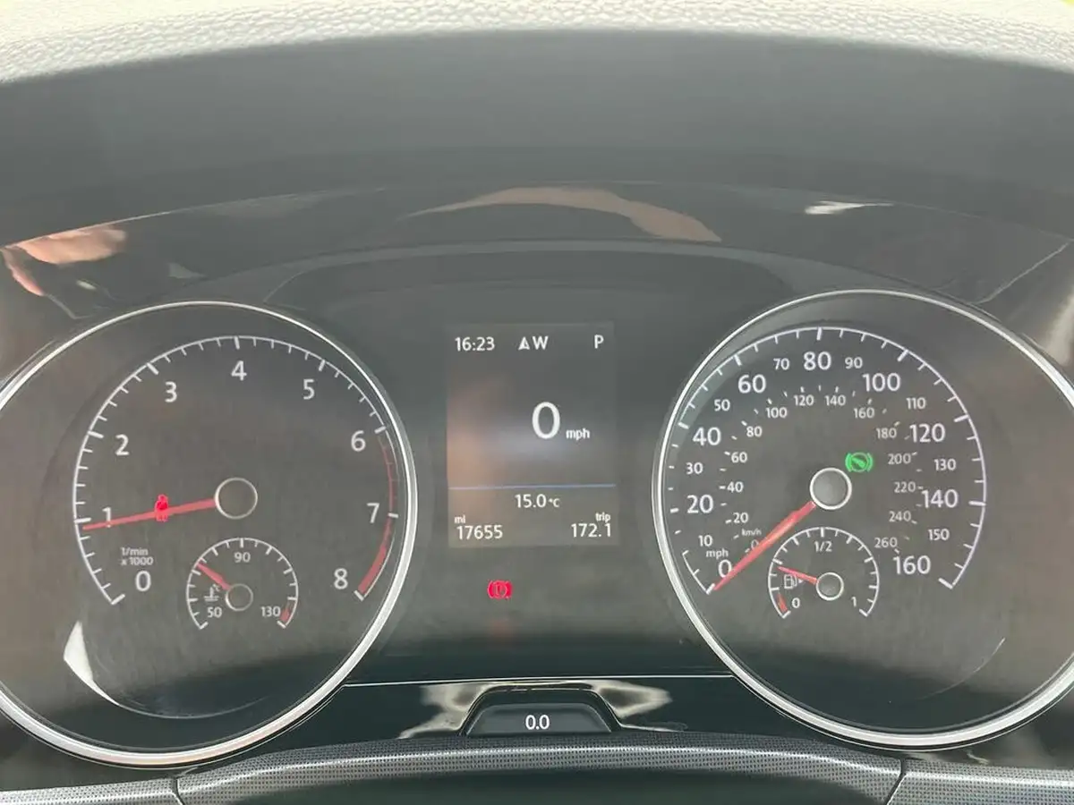 2020-volkswagen-touran-15-tsi-r-line-dsg-big-19