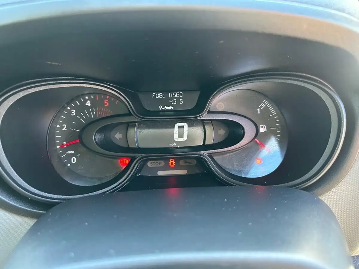 2019-renault-trafic-16dci-sl27-120-business-panel-big-22