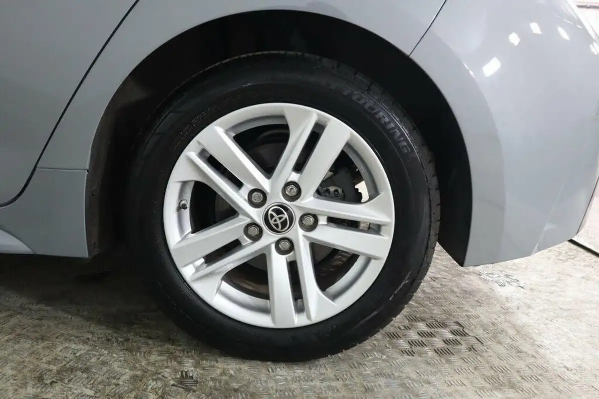 2022-toyota-corolla-18-vvt-i-icon-120bhp-trk-hatchback-5d-big-25