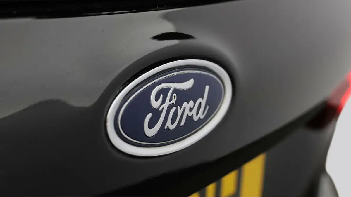 2018-ford-fiesta-10t-st-line-x-125ps-5d-big-19
