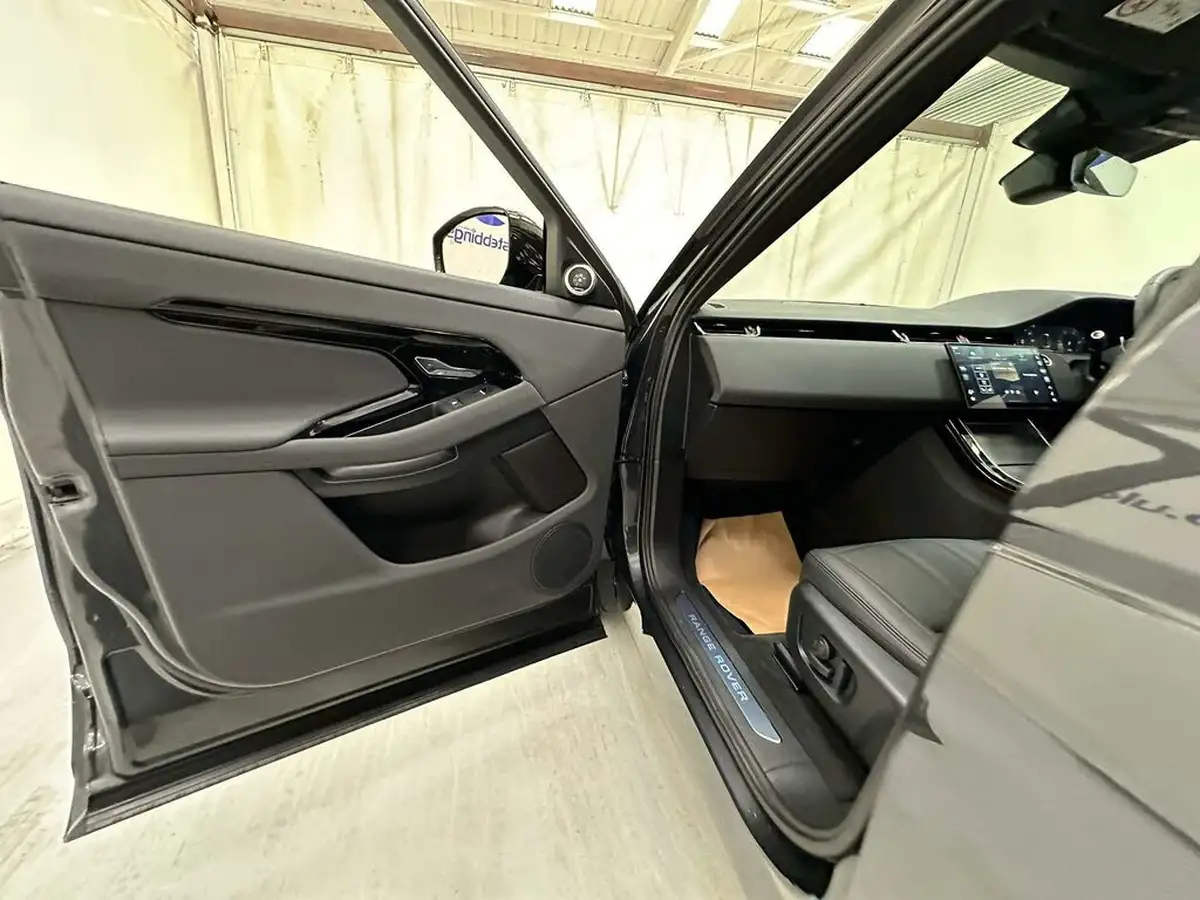 2024-land-rover-range-rover-evoque-20-d200-dynamic-se-big-27