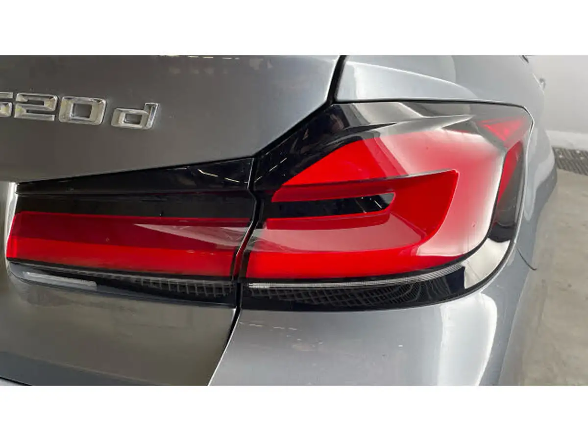 2021-bmw-5-series-20td-520d-xdrive-m-sport-mht-saloon-4d-big-21