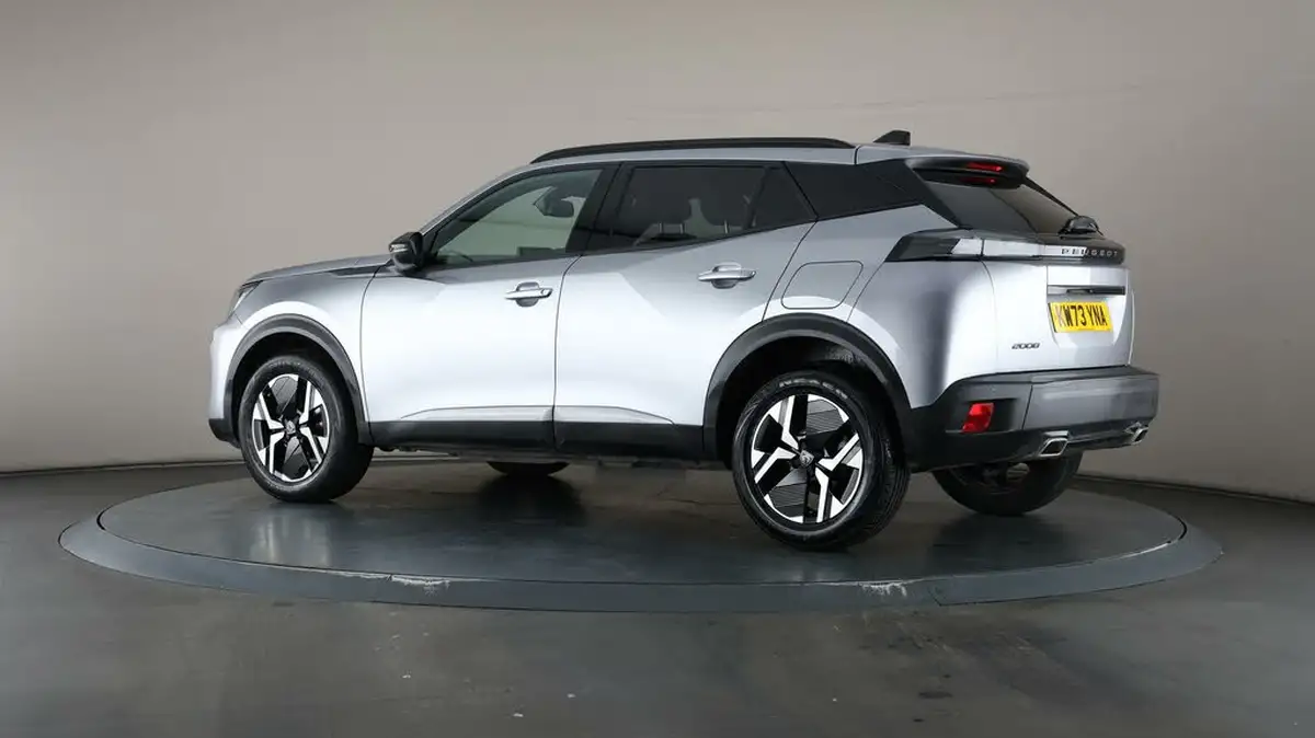 2023-peugeot-2008-suv-12-puretech-allure-big-66