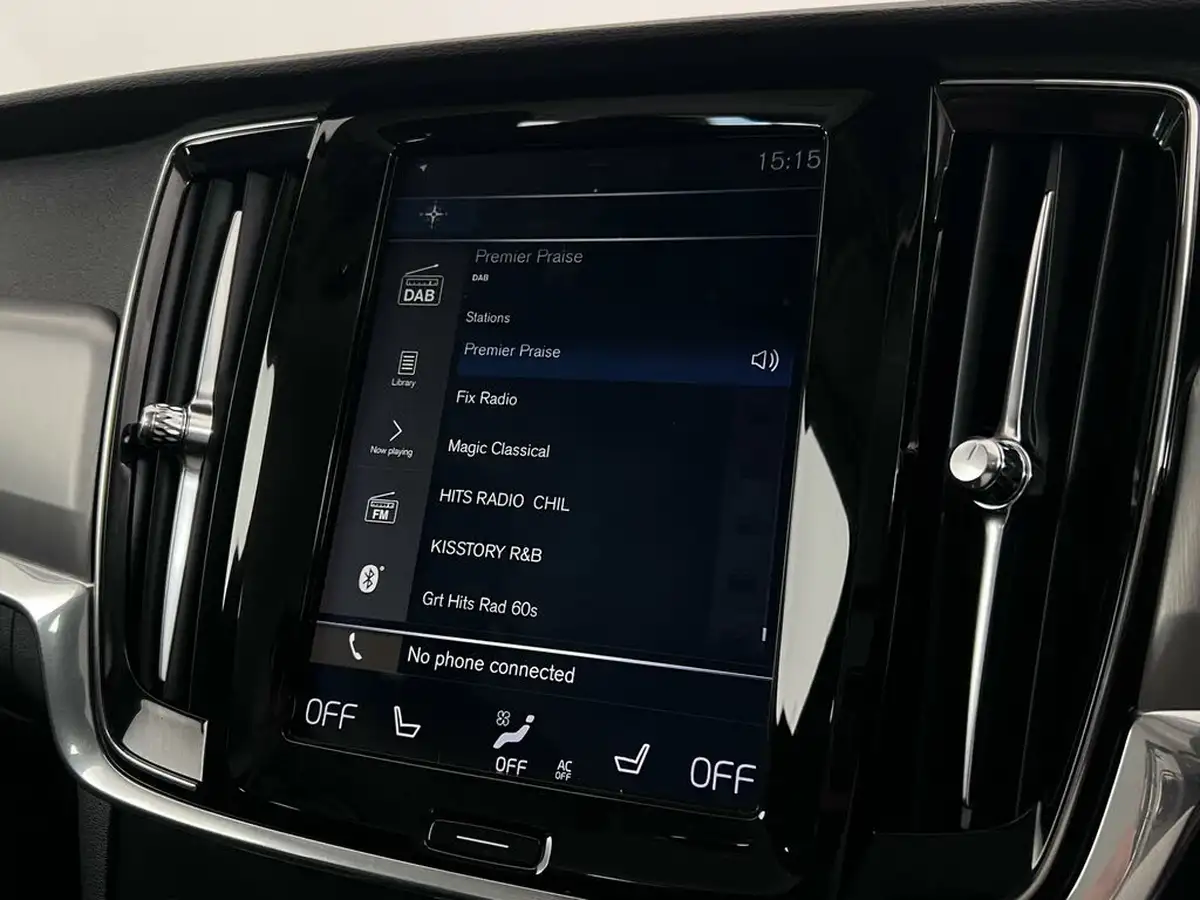 2018-volvo-v90-20td-d4-momentum-big-21