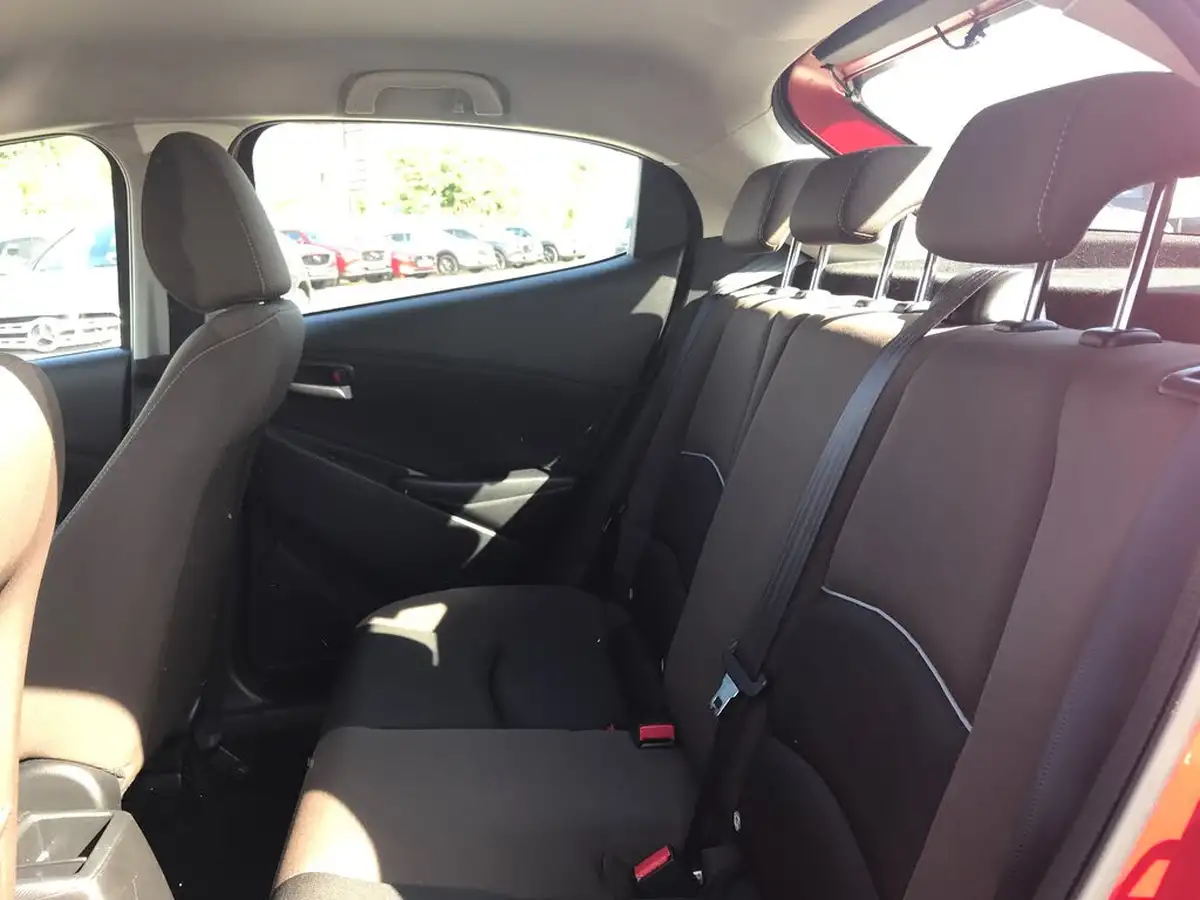 2023-mazda-mazda2-15-skyactiv-g-se-l-big-5