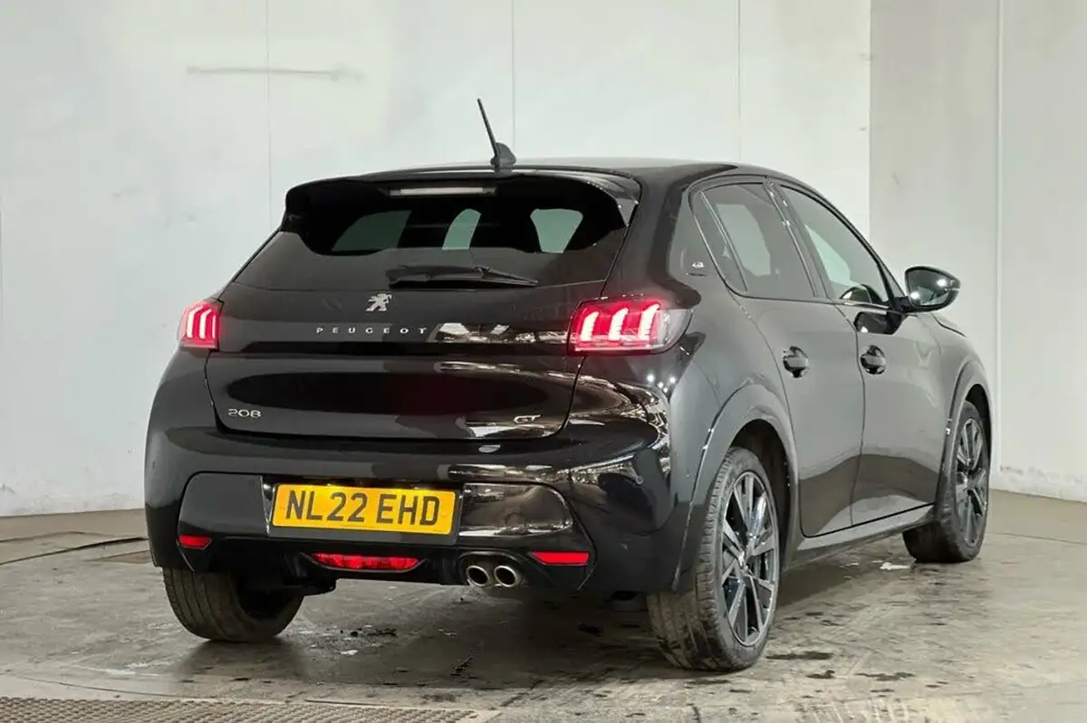 2022-peugeot-208-12-puretech-gt-premium-130bhp-eat8-big-17