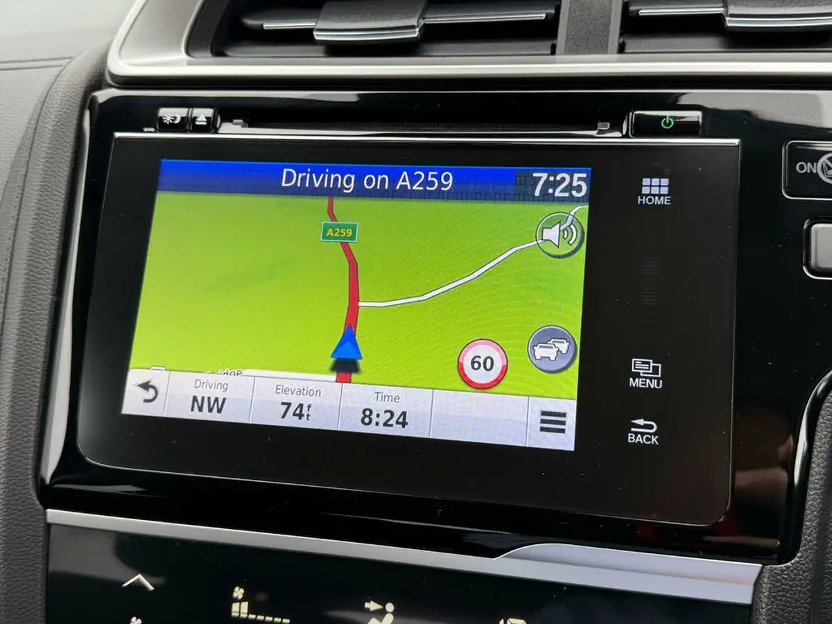 2019-honda-jazz-13-i-vtec-ex-navi-cvt-big-41