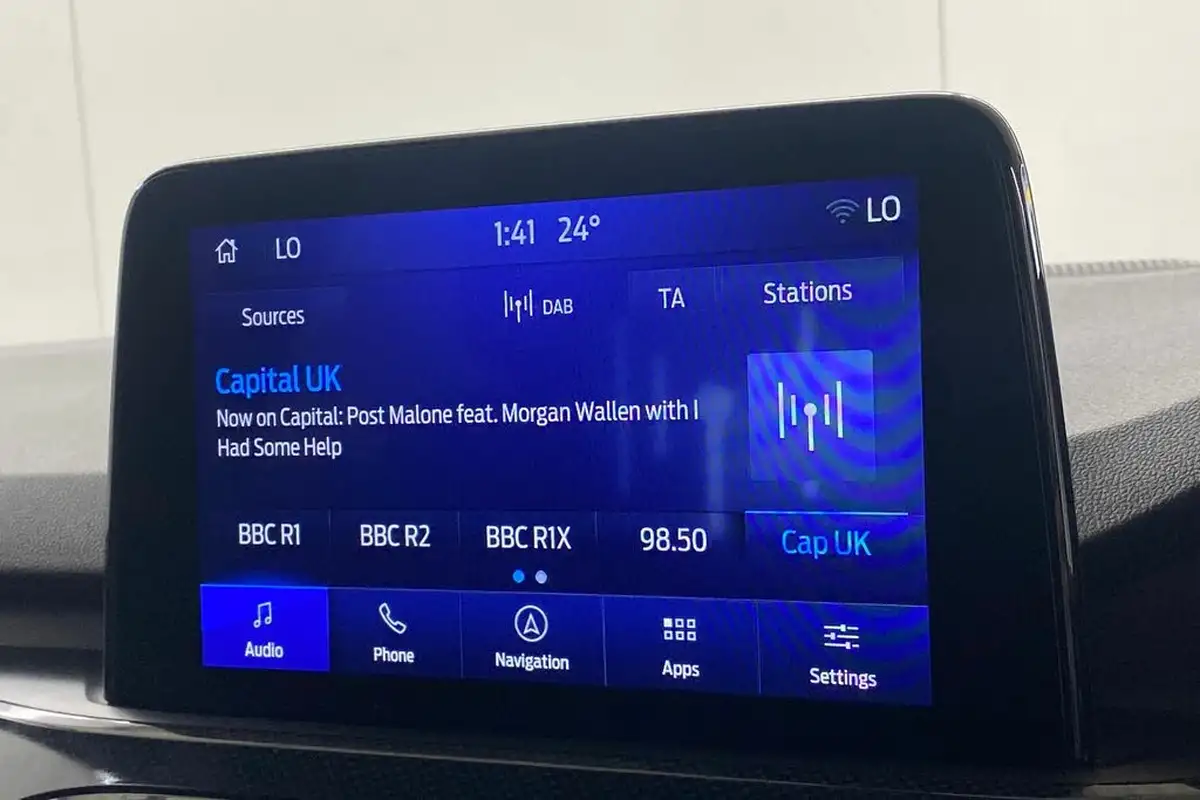2023-ford-kuga-15t-st-line-x-edition-big-23