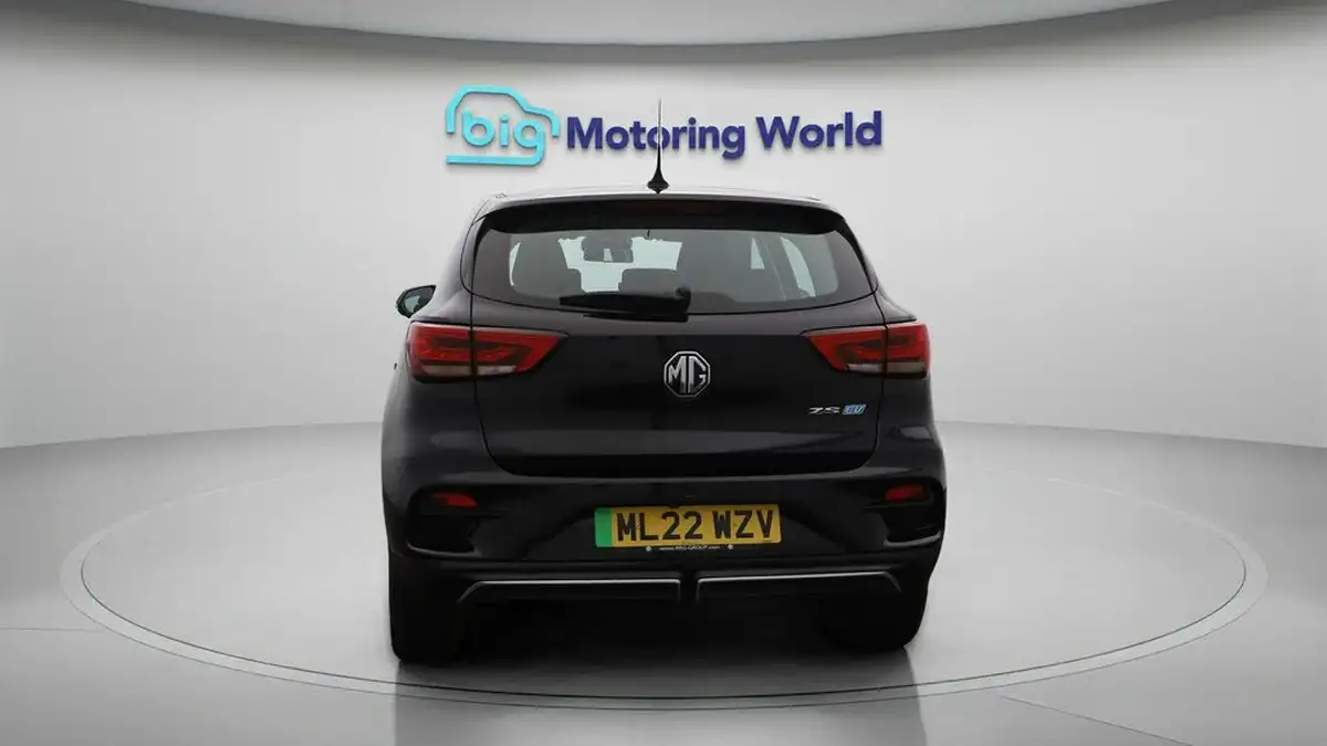 2022-mg-zs-suv-e-se-ev-176ps-big-6