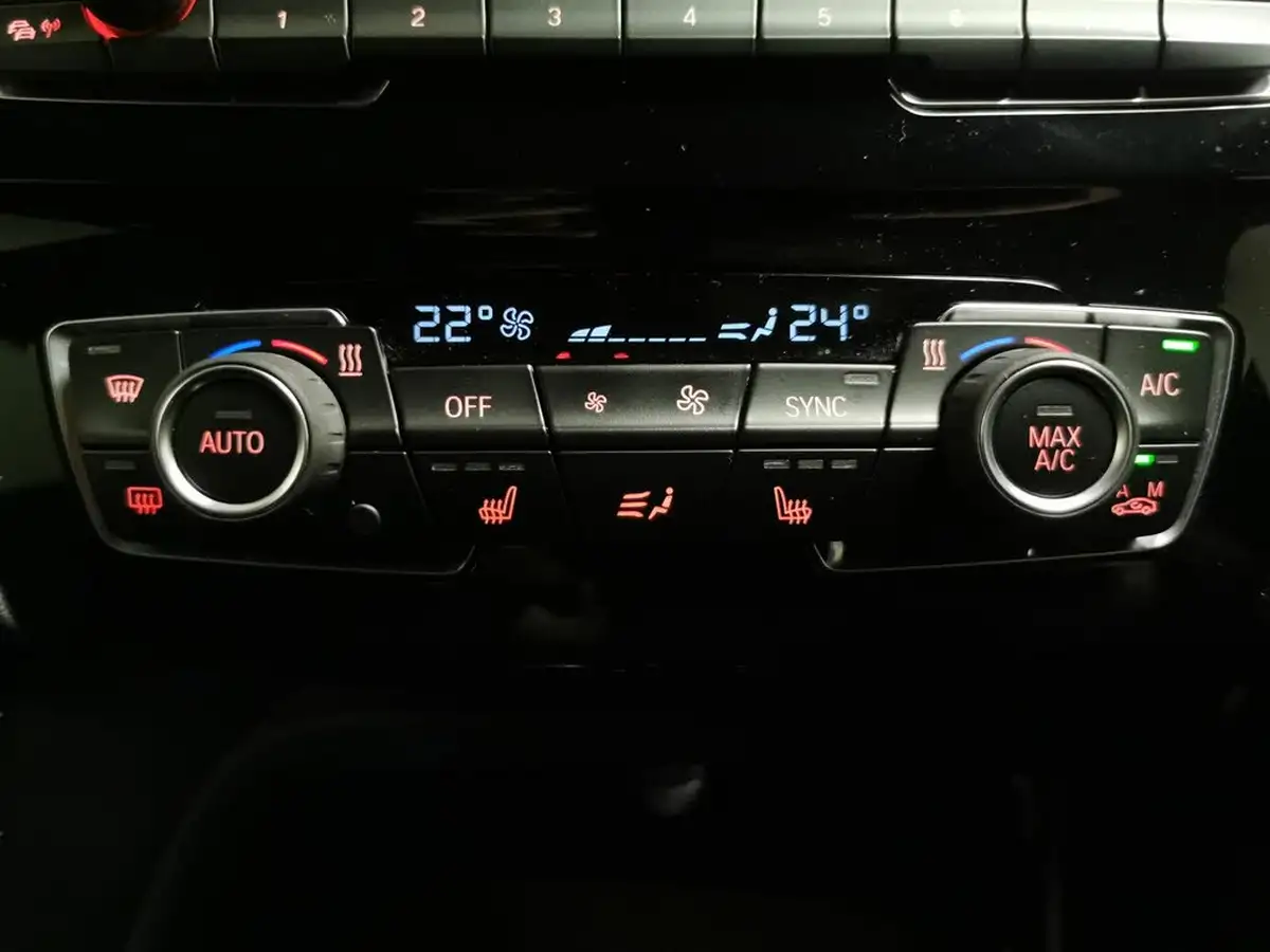 2021-bmw-x2-15-sdrive18i-m-sport-dct-big-17