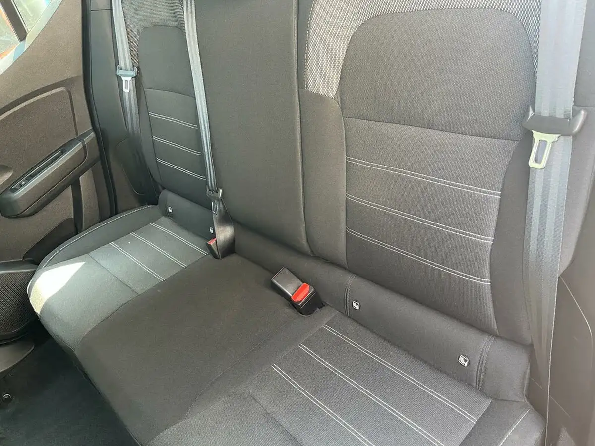 2022-dacia-sandero-10-tce-comfort-90bhp-big-18