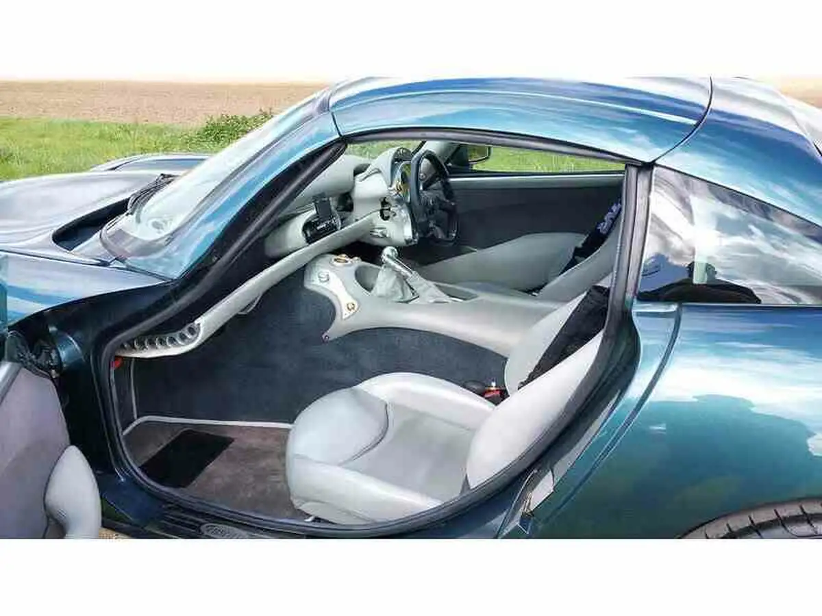 2001-tvr-tuscan-big-8