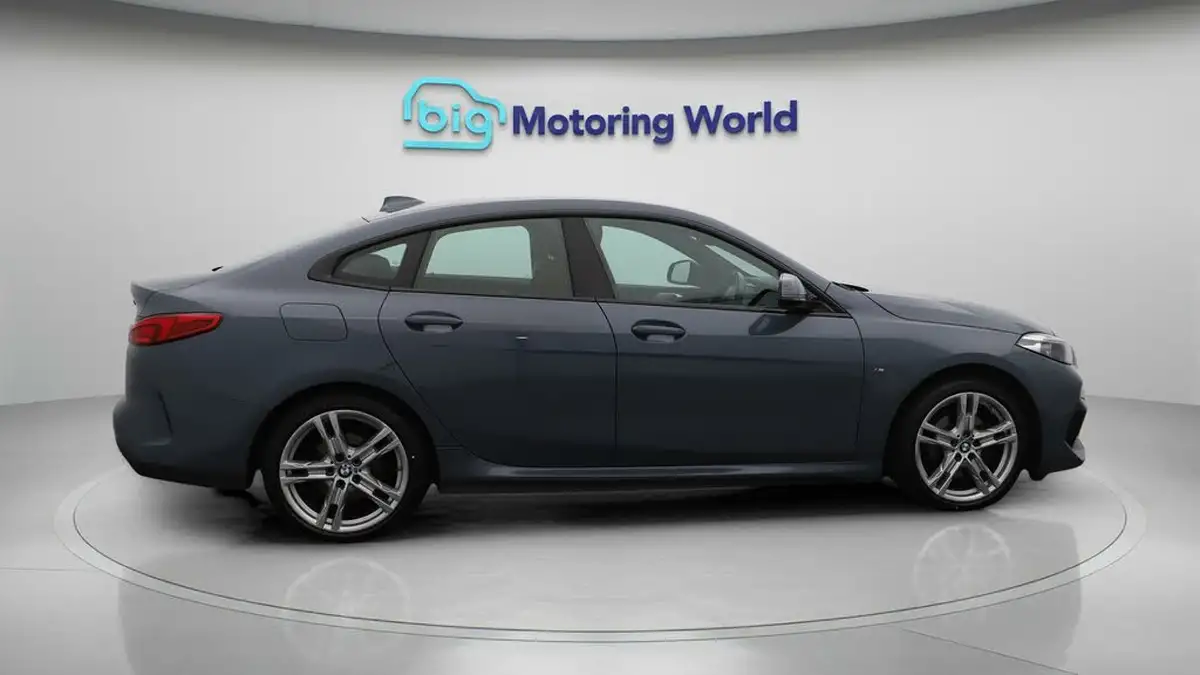 2022-bmw-2-series-15-218i-sport-lcp-coupe-4d-dct-big-8