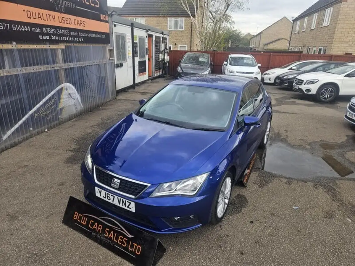 2017-seat-leon-12-tsi-se-dynamic-technology-hatchback-big-4
