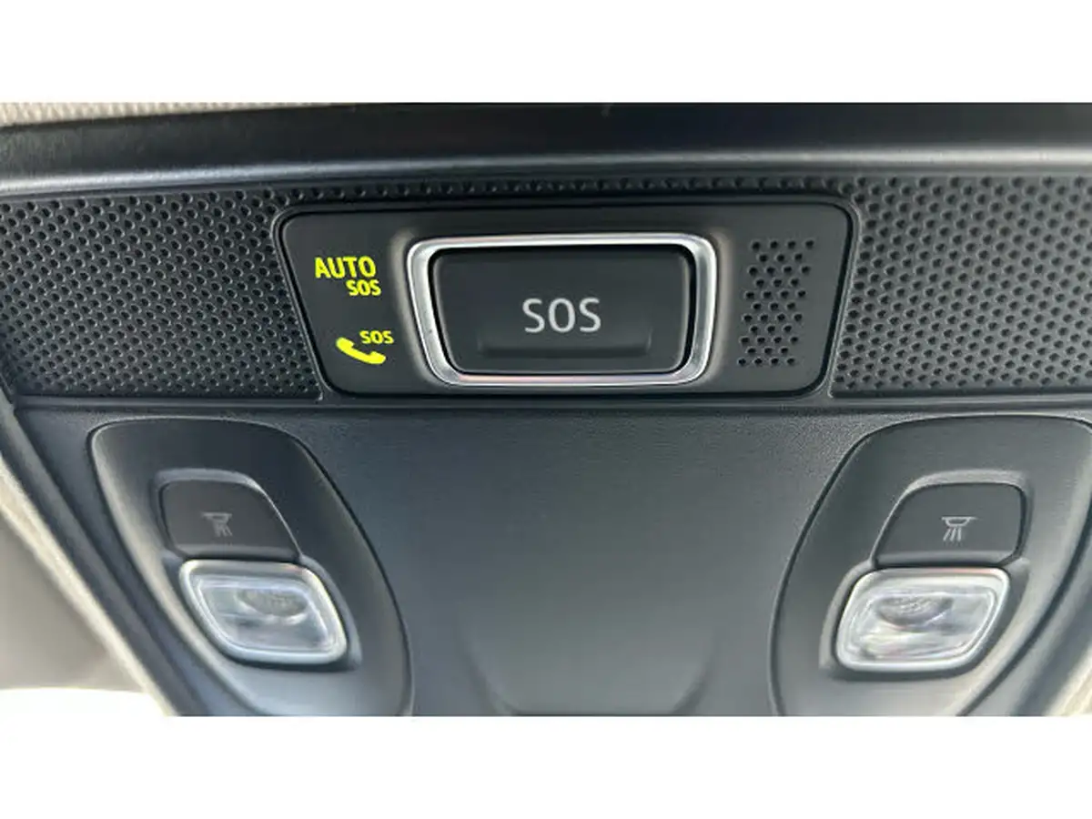 2021-renault-clio-10-tce-iconic-edition-big-34