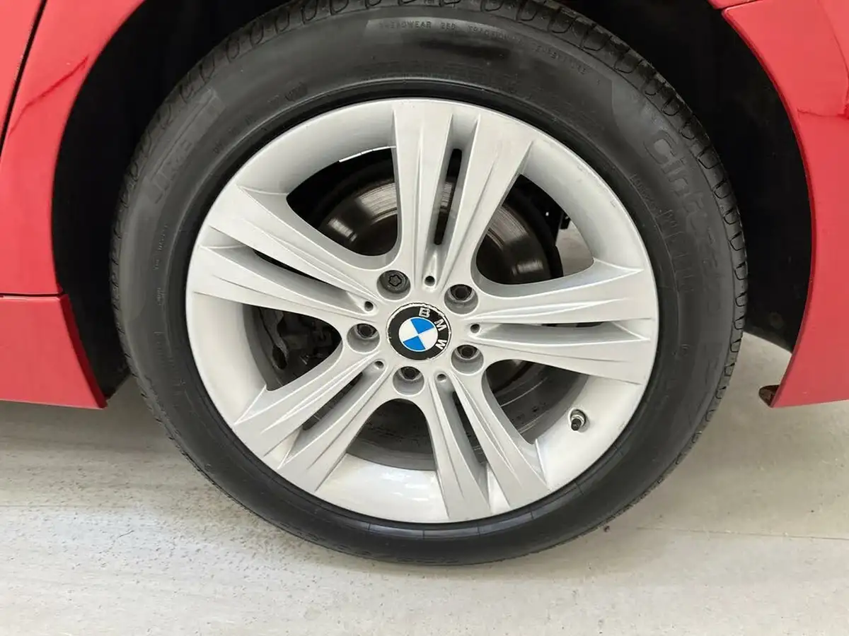 2016-bmw-3-series-20-320i-sport-saloon-4d-auto-big-31