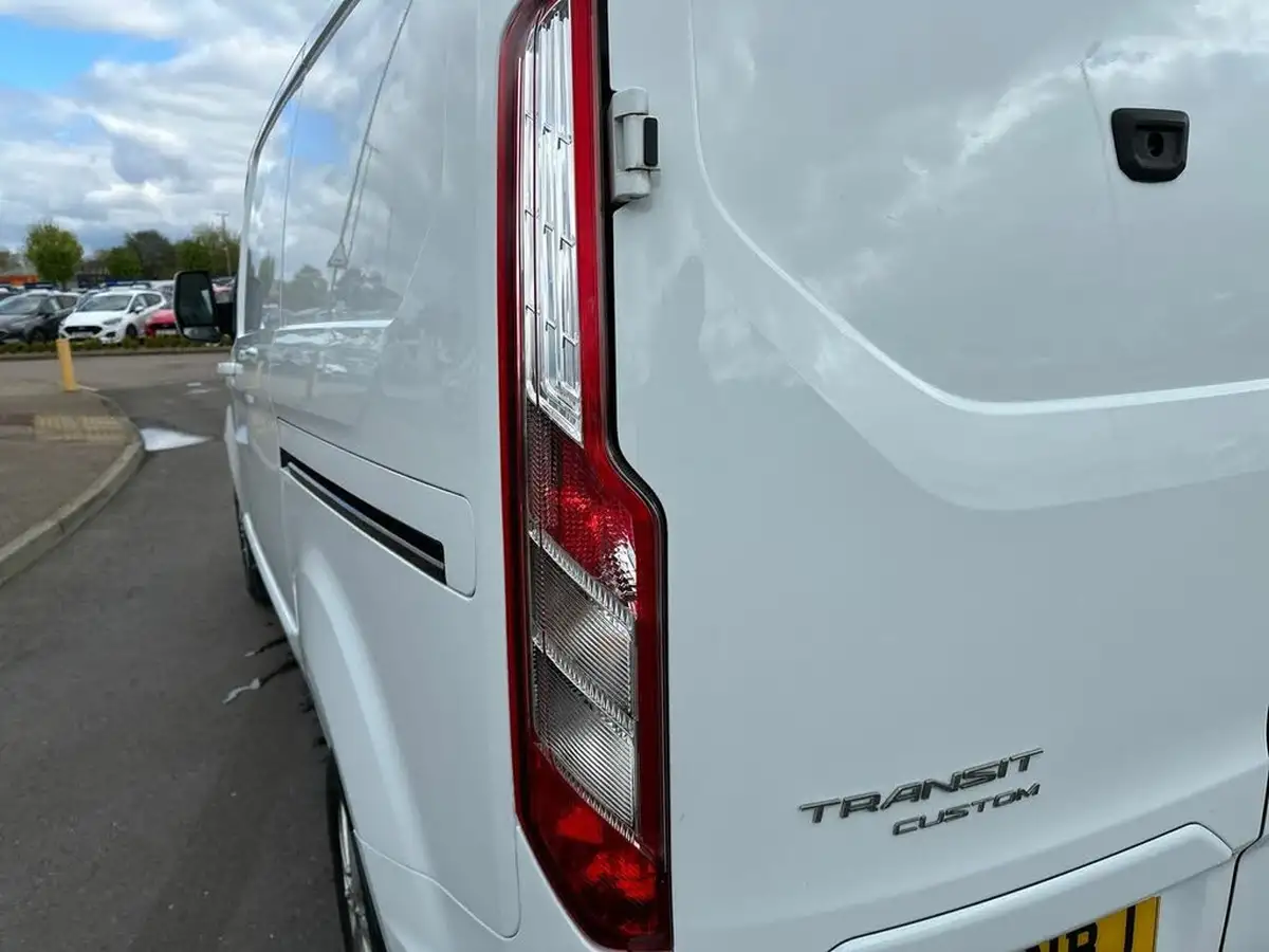 2023-ford-transit-custom-20tdci-300-l1h1-limited-130pseu6d-panel-van-1997cc-big-33